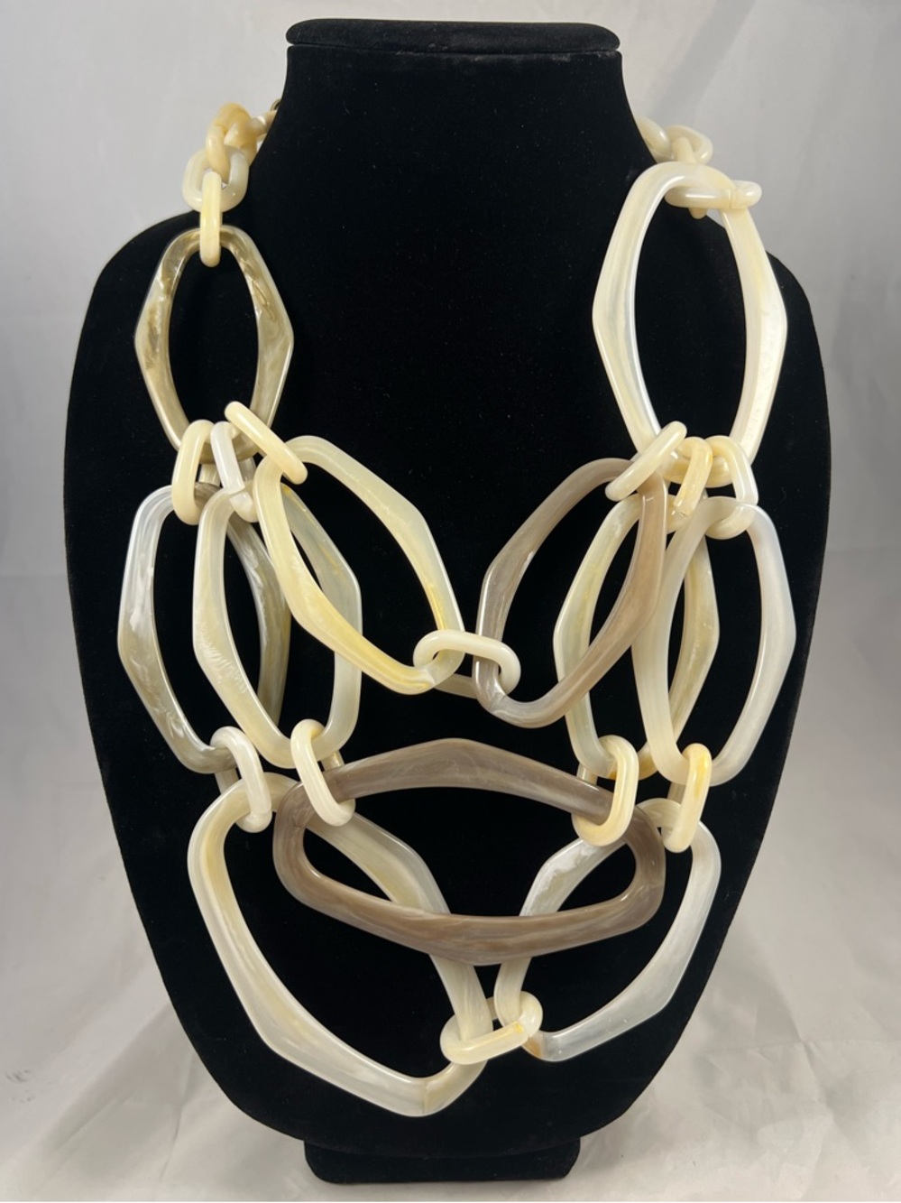 Alisha D Oversized Bold Chunky Cream Taupe Resin Statement Necklace Women's